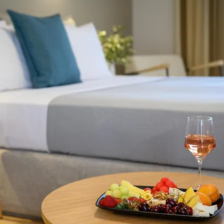 Elisso Отель 4*