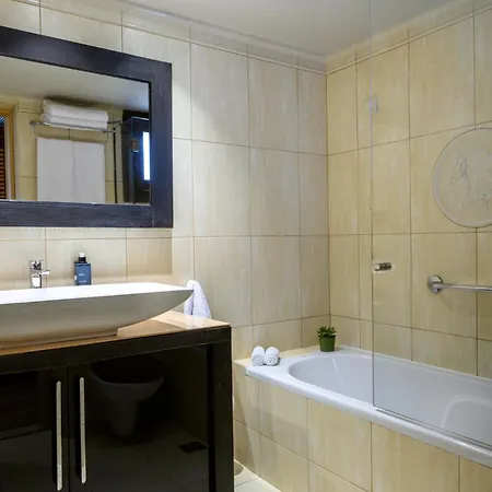 Hotel Elisso 4*
