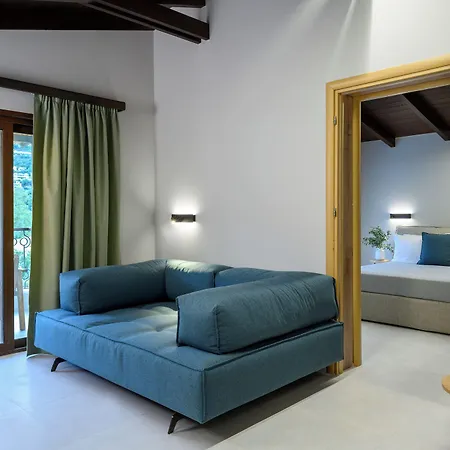 Отель Elisso 4*