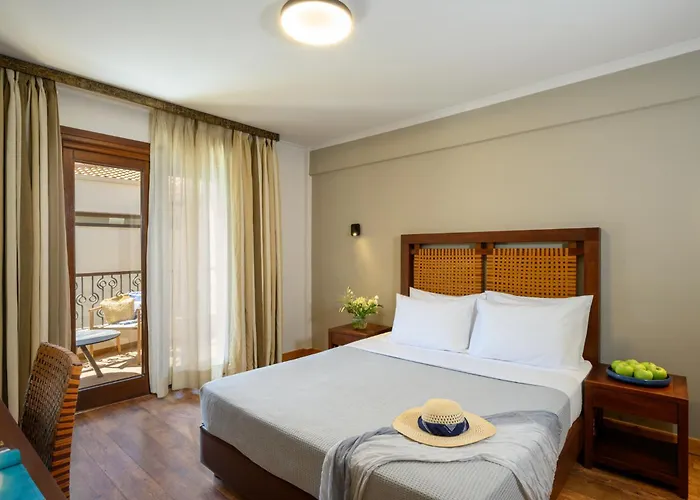 Hotel Elisso 4*